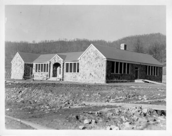Fonde School built by the WPA, 1937.  From the Goodman-Paxton Photographic Collection, 1934-1942, University of Kentucky Special Collections.  Accession number pa64m1.