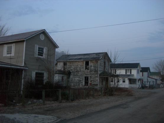 Auxier, Kentucky row houses, 1/30/2011.  Photo by Jimmy Emerson <a href="https://flic.kr/p/9fBxW7">https://flic.kr/p/9fBxW7</a>